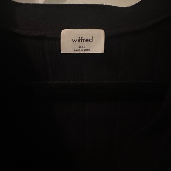 Aritzia Wilfred black Plunge Front Cardigan - Picture 4 of 4